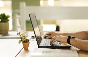L’economia del futuro: tra algoritmi predittivi e nuove dinamiche globali Cosa sono le finanziarie online
